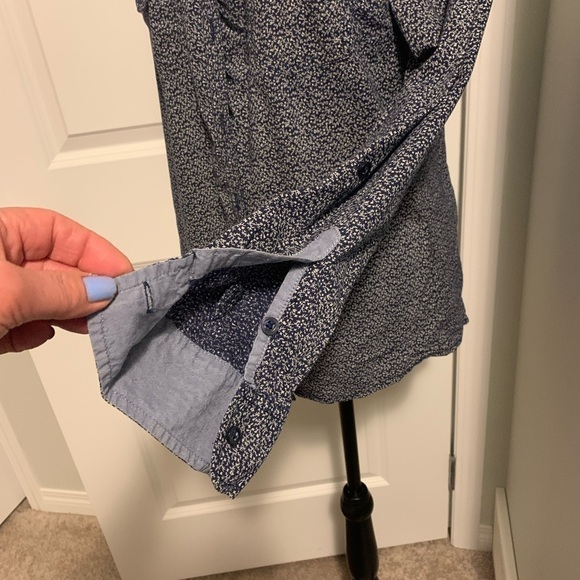 Wind River  shirt in size M - Picture 5 of 8